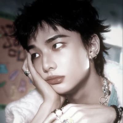 Hyunjin  thumbnail