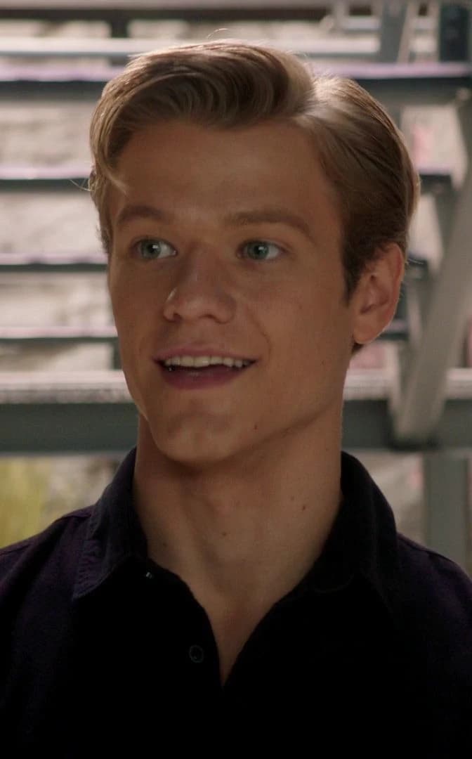 Angus "Mac" MacGyver thumbnail