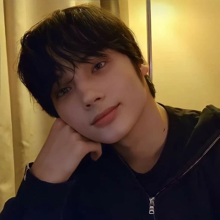 Hueningkai thumbnail