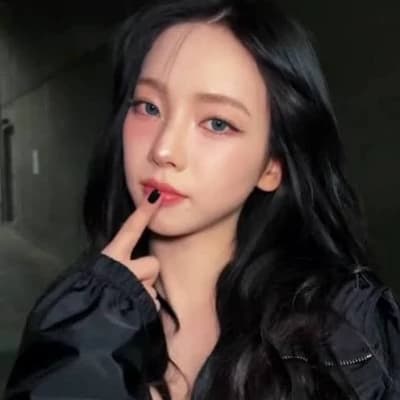 Karina thumbnail