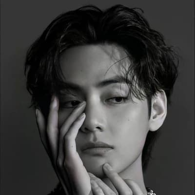 Kim Taehyung thumbnail