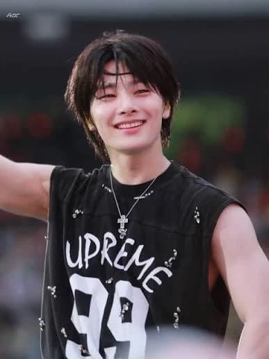 Jeongin thumbnail