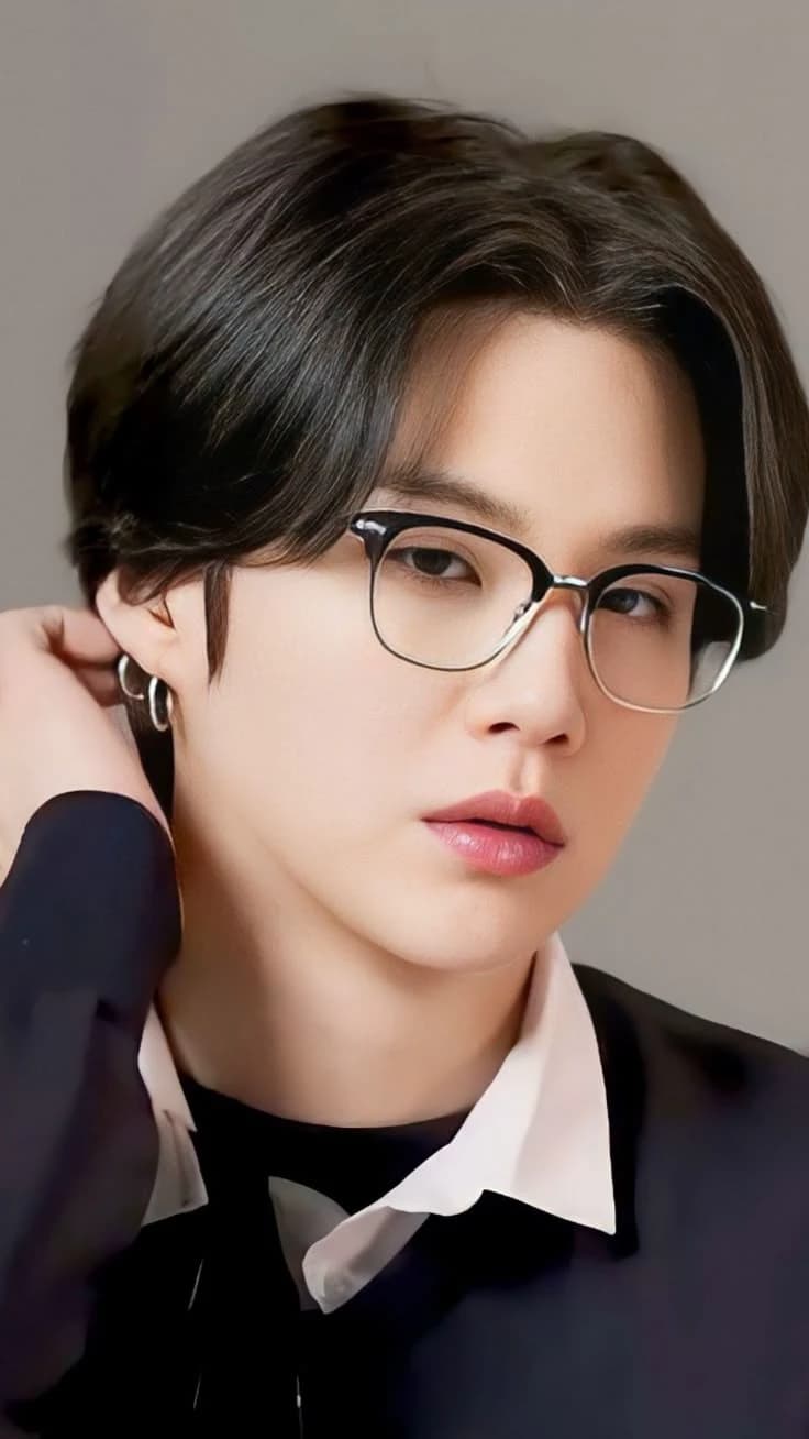 Min Yoongi thumbnail