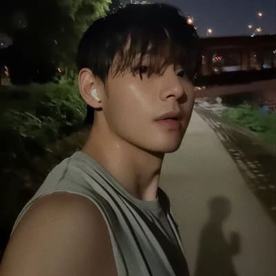 Kim Taehyung thumbnail