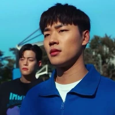 Go Hyun-tak thumbnail