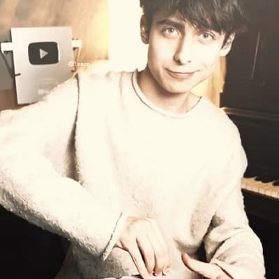 Aidan Gallagher thumbnail