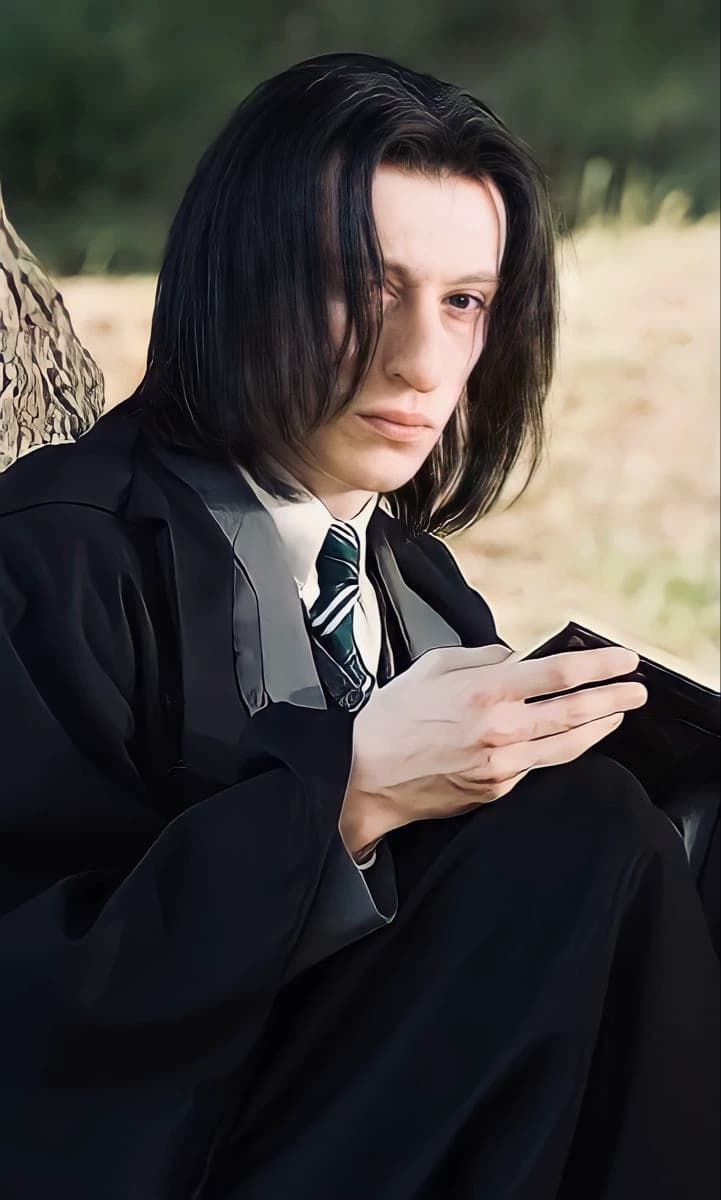 Hogwarts - Young Sev and the others thumbnail