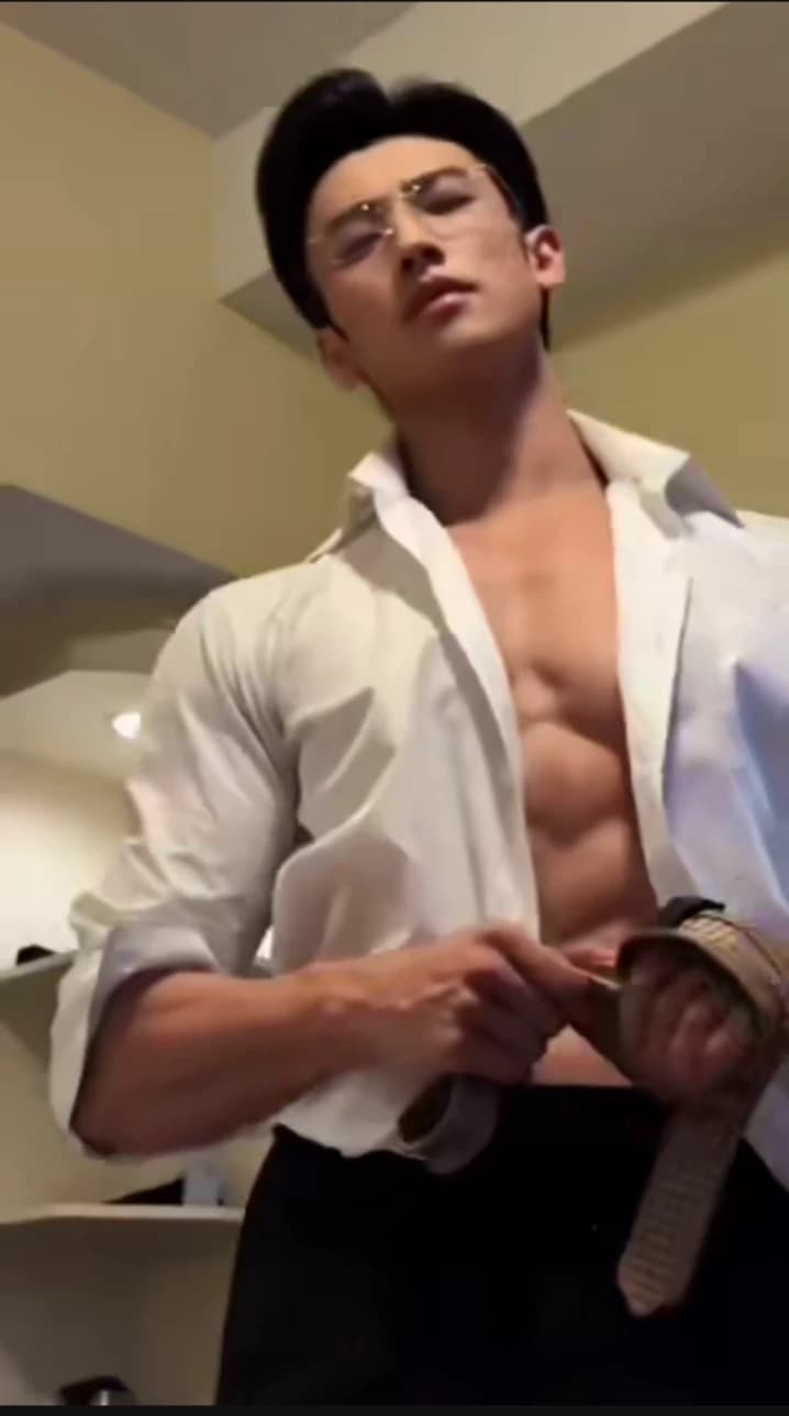 Zhang Xio thumbnail
