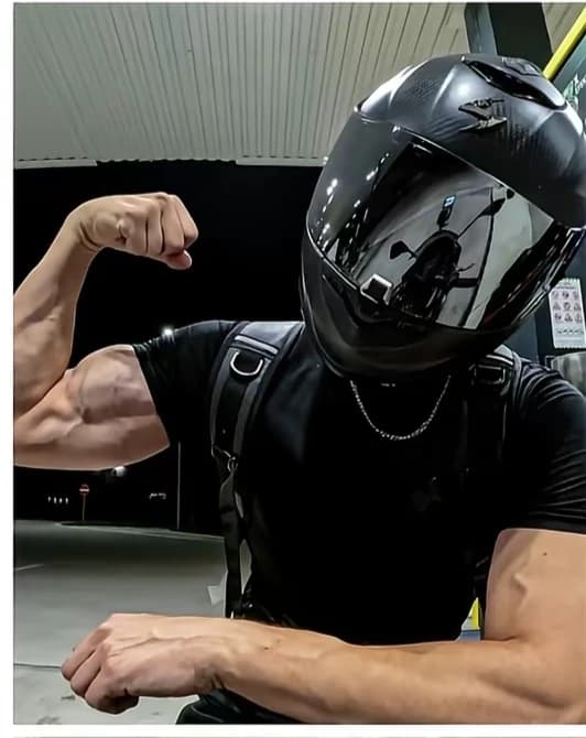 Ethan-populer boy thumbnail