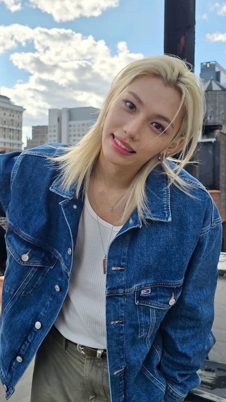 Lee Felix- SKZ thumbnail