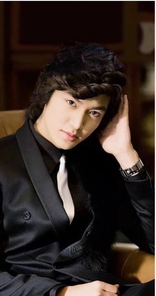 Jun Pyo thumbnail