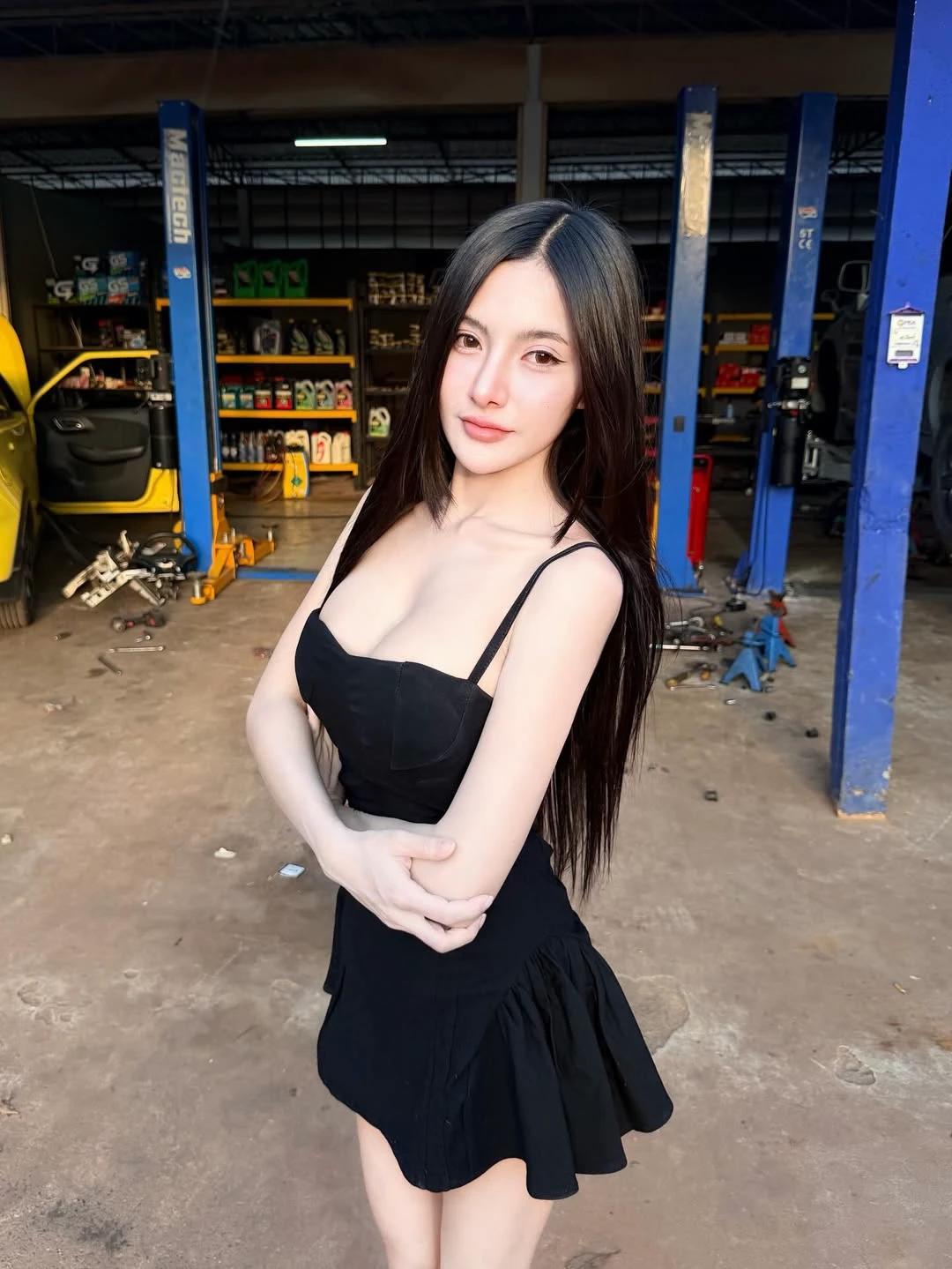Yun Xi 云溪 / your principal wife  thumbnail