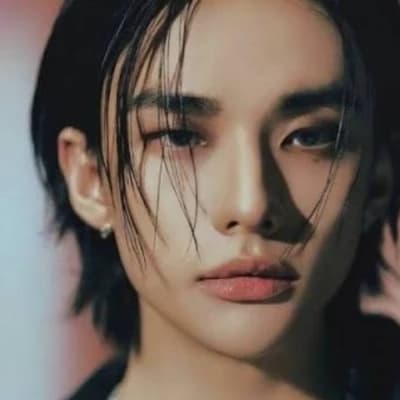 •Hyunjin• thumbnail