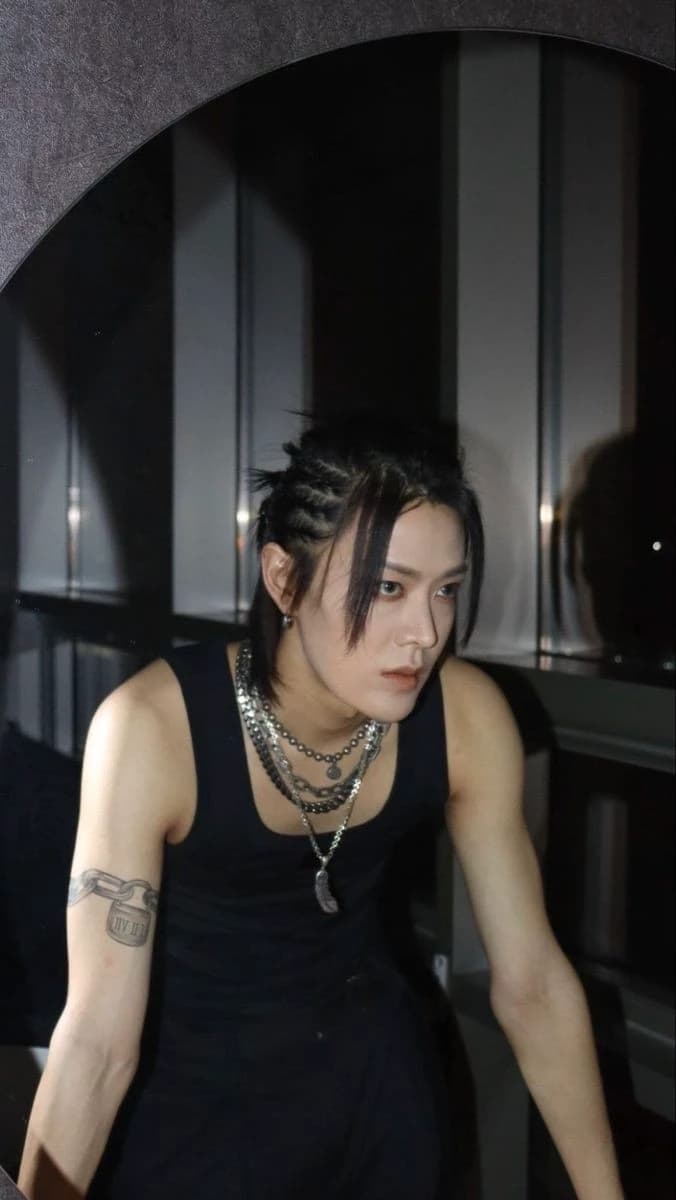 Nakamoto Yuta thumbnail