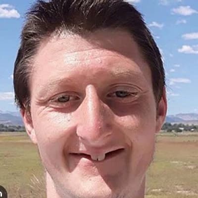 Daniel Larson thumbnail