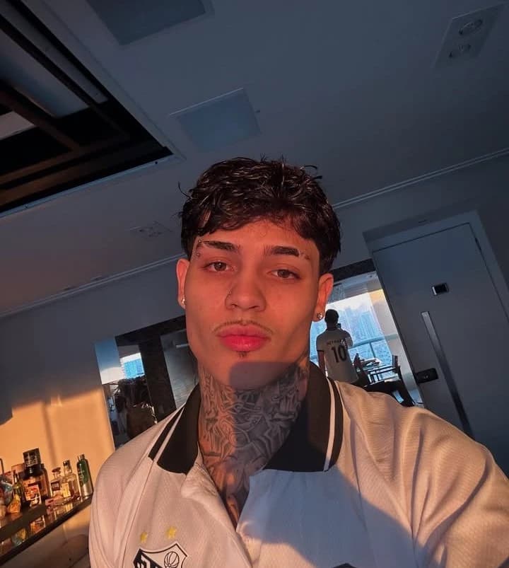 Gustavo thumbnail