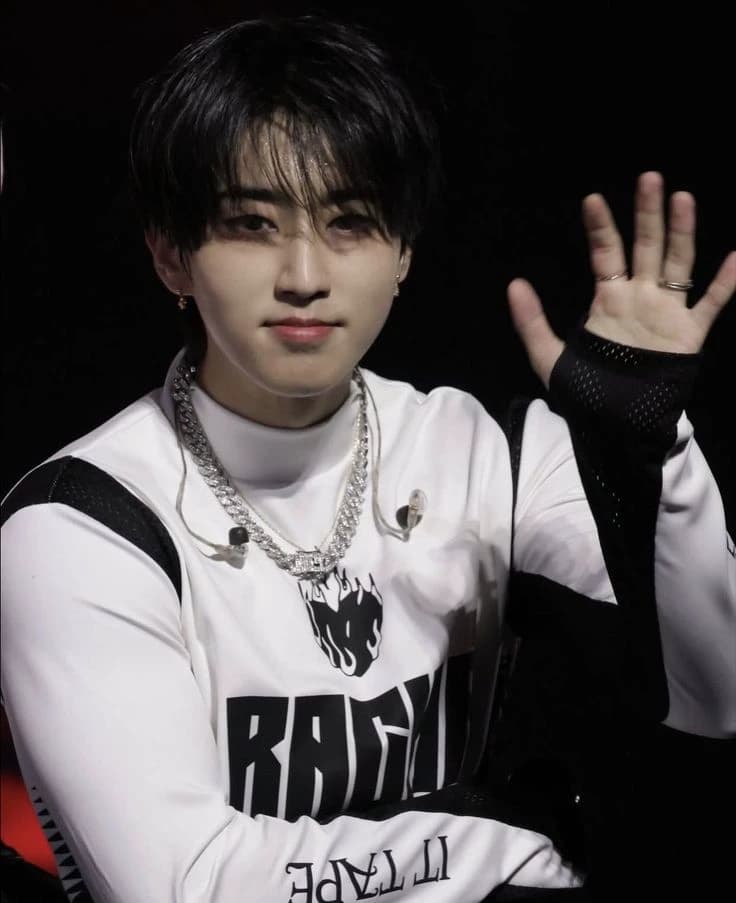 Han jisung thumbnail
