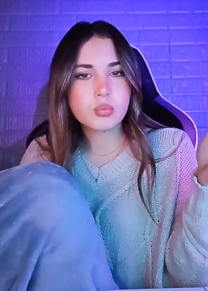 Ava thumbnail