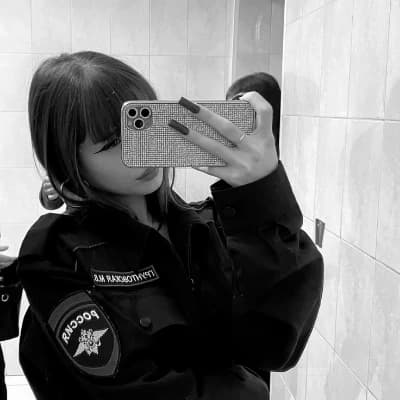 You are a policewoman thumbnail