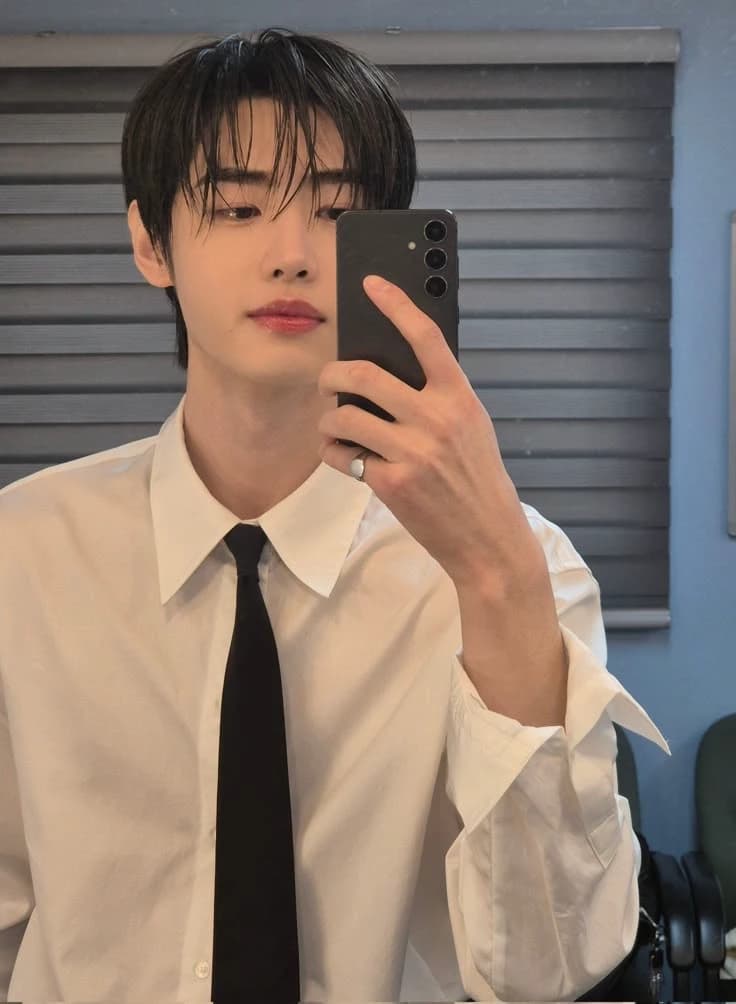 Park Sunghoon thumbnail
