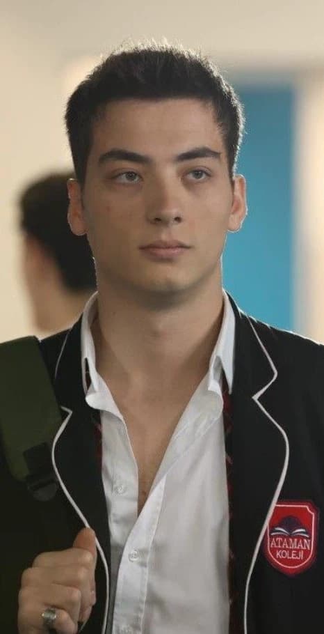 Sarp Yilmaz. thumbnail