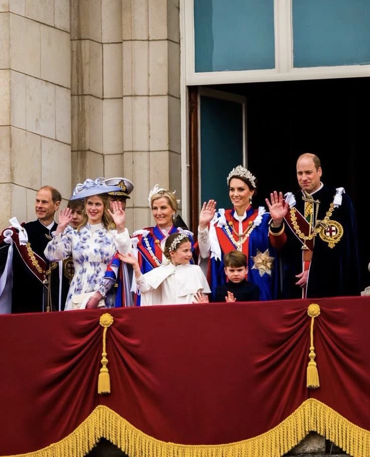 ♔︎ • Royal Family • ♔︎ thumbnail