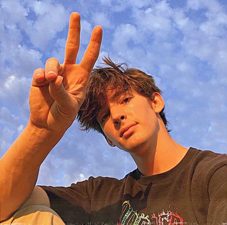 ♤° Albert Aretz °♤ thumbnail