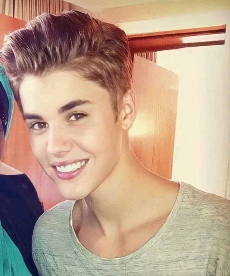 Justin Bieber  thumbnail