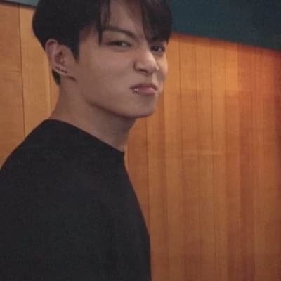 Jeon Jungkook thumbnail