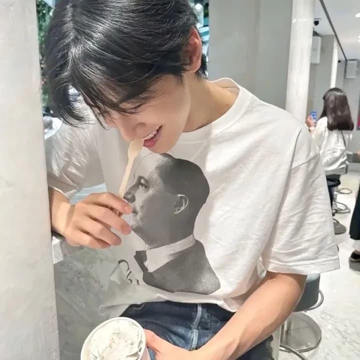 Cha eun woo  thumbnail