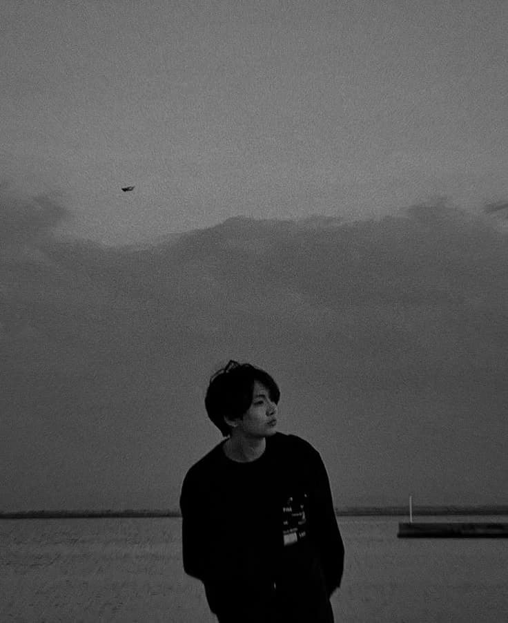 Jungkook[Depressed Mafia King,self harm,Suicidal thoughts,lonely,desperate] thumbnail