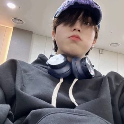 Han Jisung thumbnail