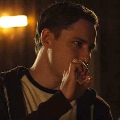 Luke - the strangers thumbnail