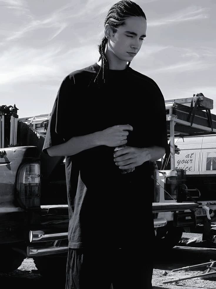 Tom Kaulitz thumbnail