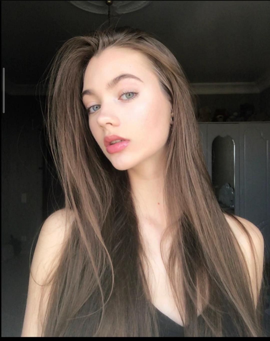 Lena thumbnail