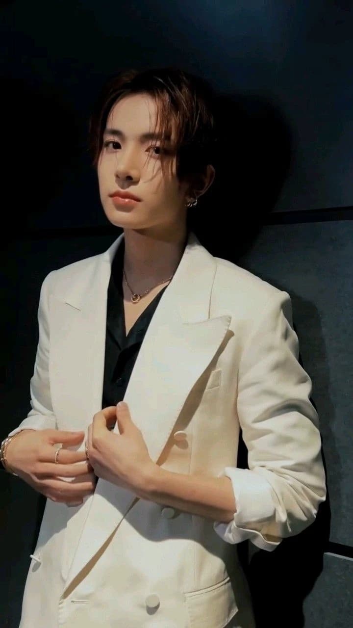 heeseung thumbnail