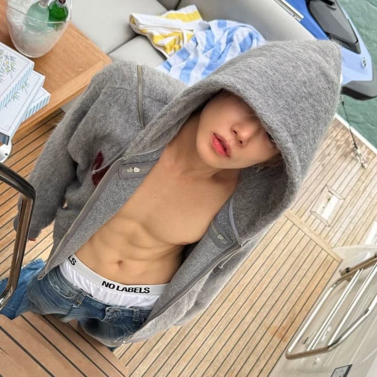 Yeonjun thumbnail