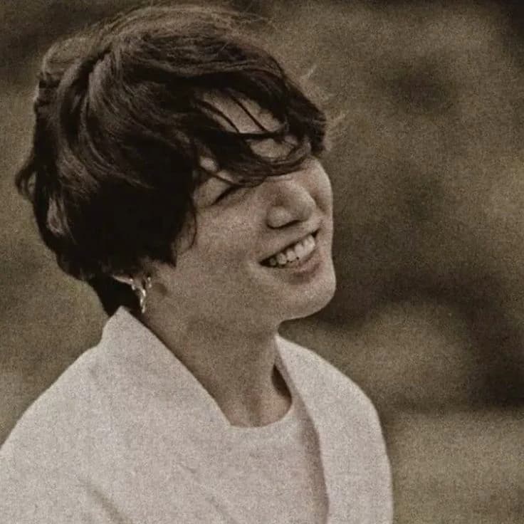Jeon Jungkook and the mute girl🩰✨ thumbnail