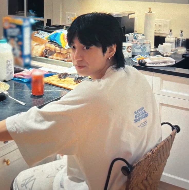 Jungkook thumbnail