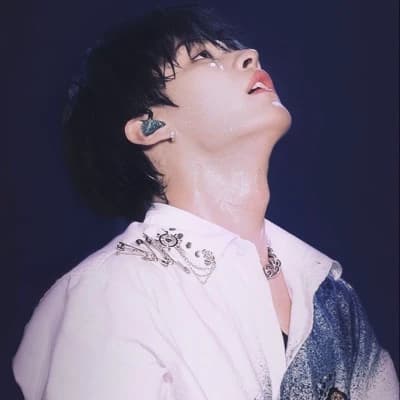 Lee Know thumbnail
