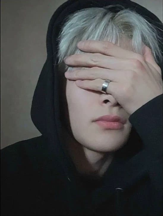 Jeongin thumbnail