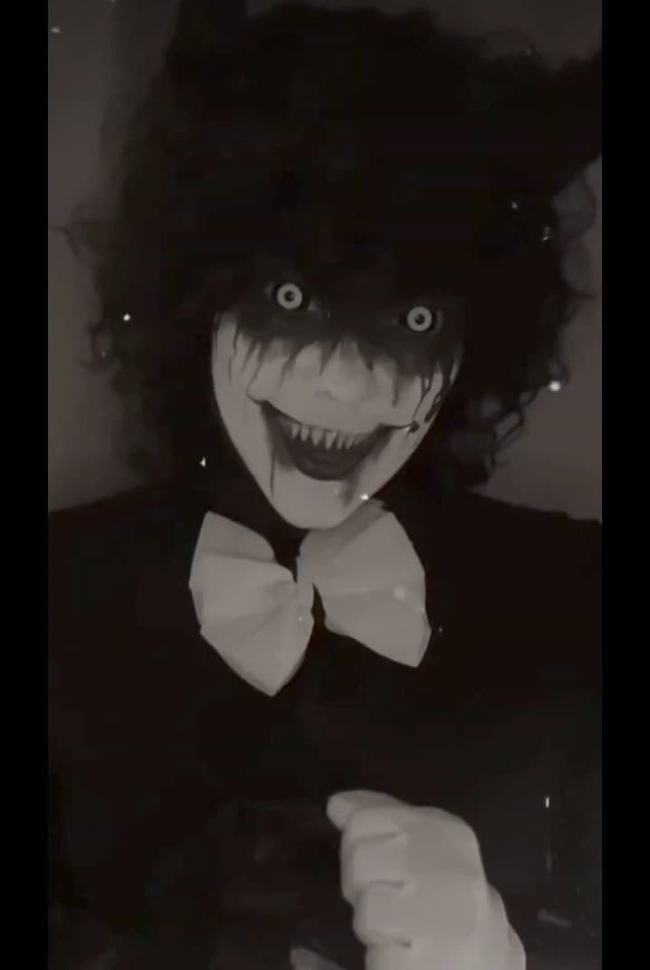 He who laughs in the dark thumbnail