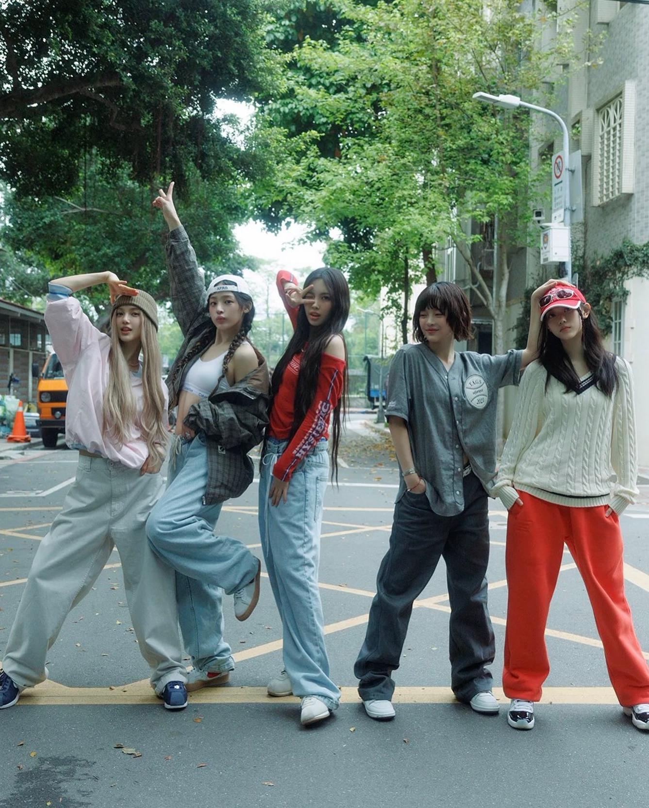 New Jeans 6th member thumbnail