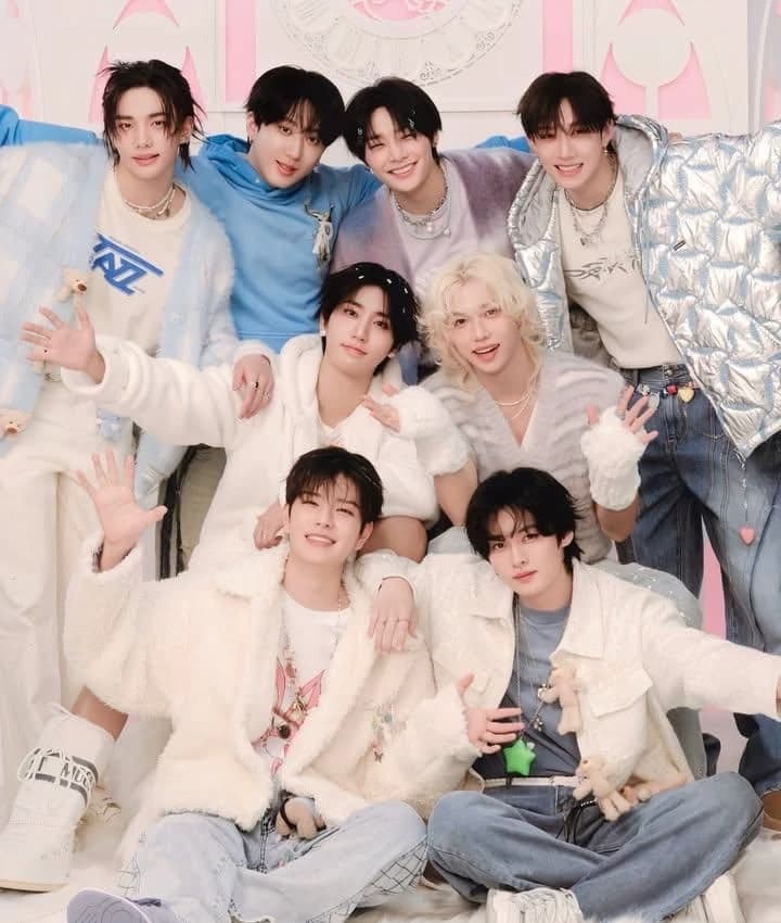 Stray Kids thumbnail