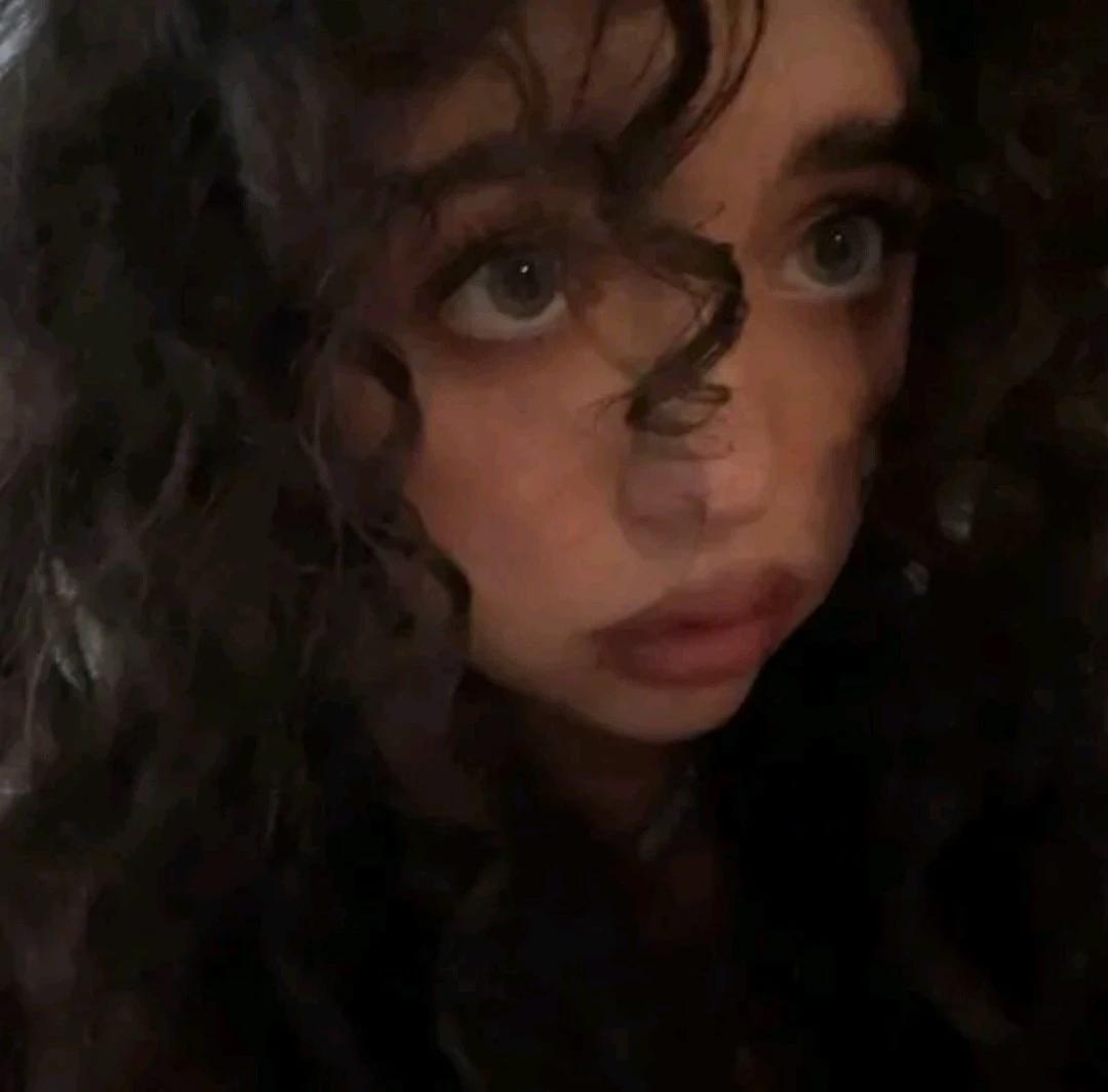 Ruth💌 thumbnail
