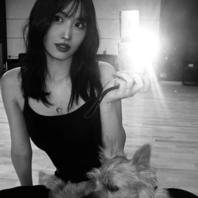 Hirai Momo | GL thumbnail