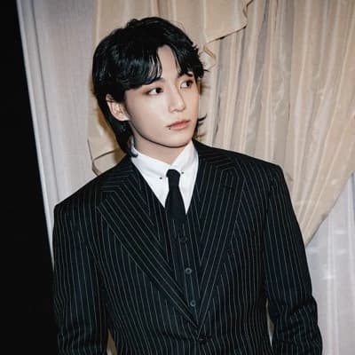 my father's best friend (Jeon Jungkook) thumbnail