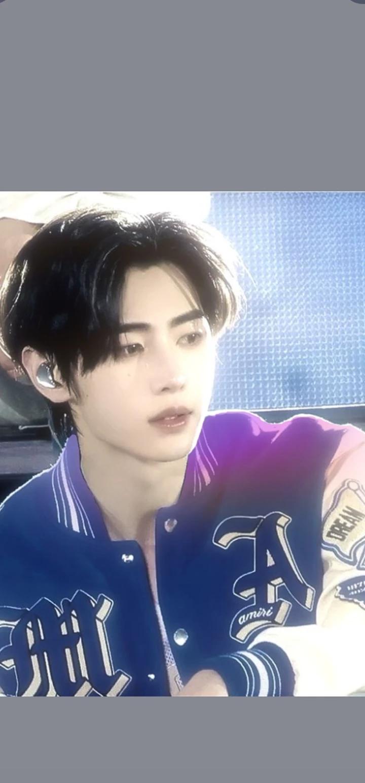 Sunghoon  thumbnail