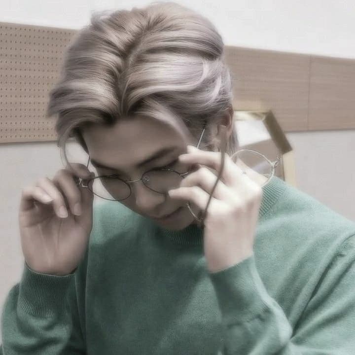 Kim namjoon thumbnail