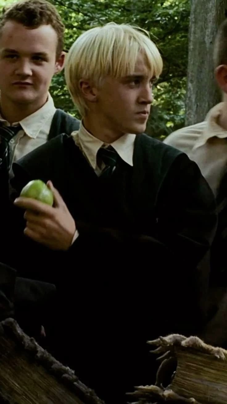 Draco Malfoy thumbnail